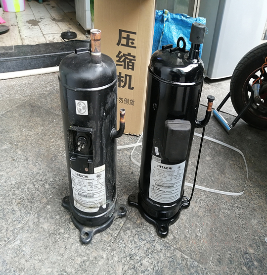 汤旺河中央空调压缩机的更换维修